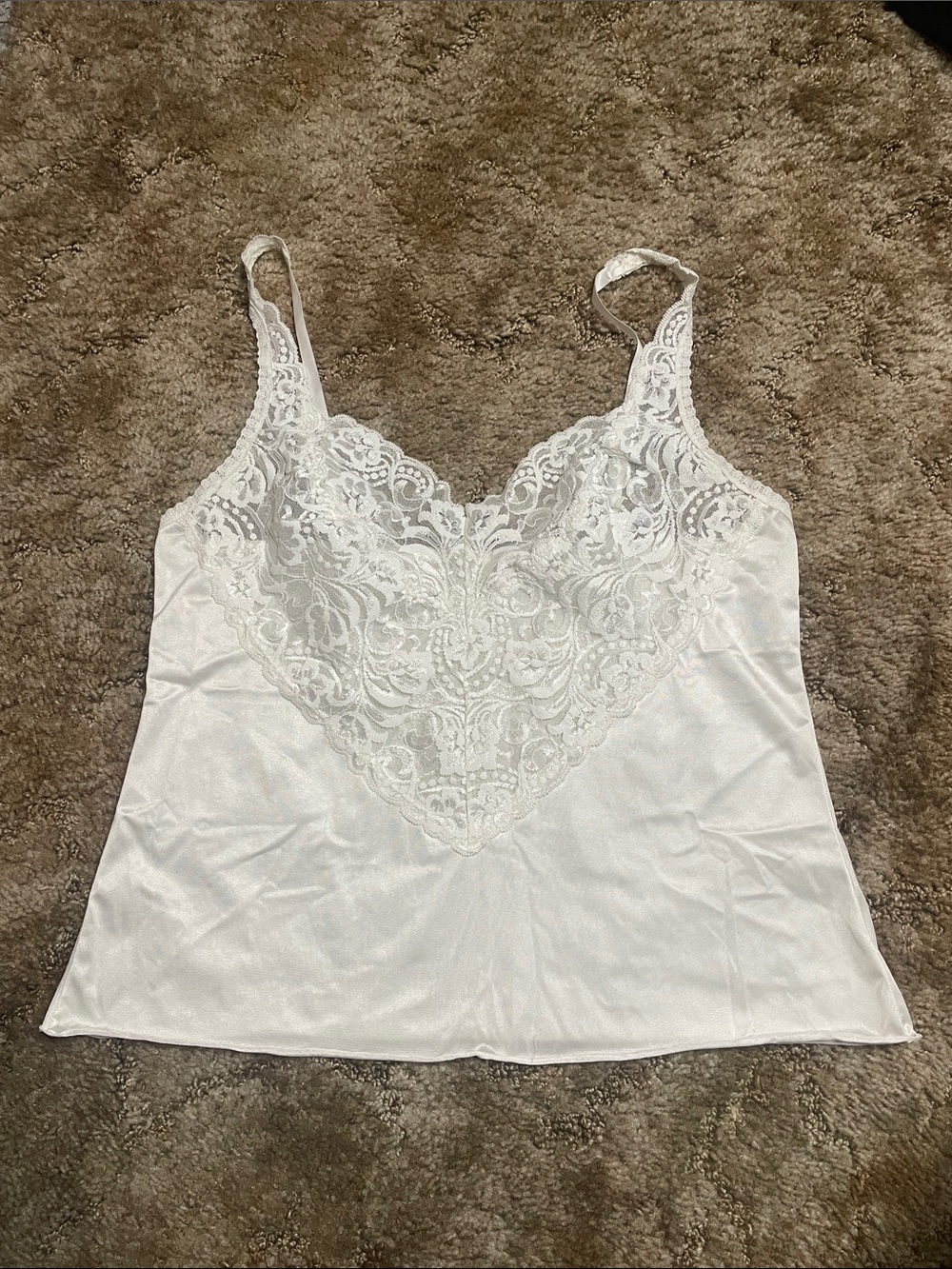 vanity fair, ivory lingerie cami, size 36/42